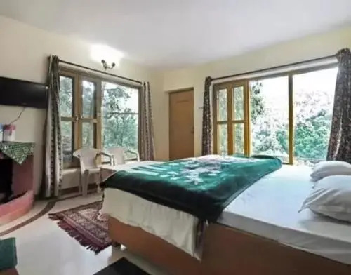 Janardan Homestay Nainital