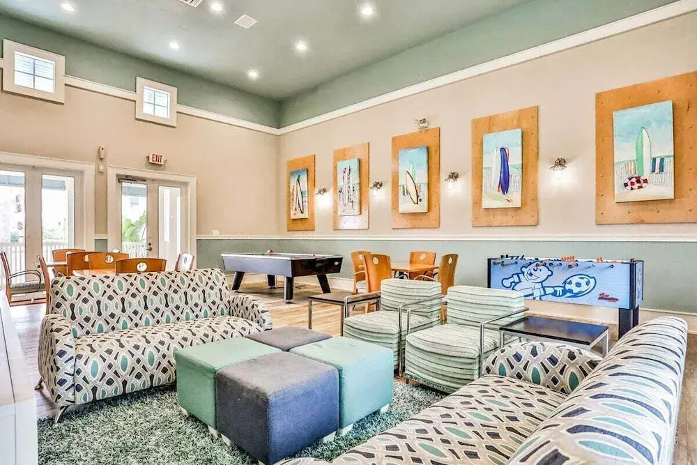 Second Floor, Dog-friendly Condo With Shared Pool, High-speed Wifi, & Central AC