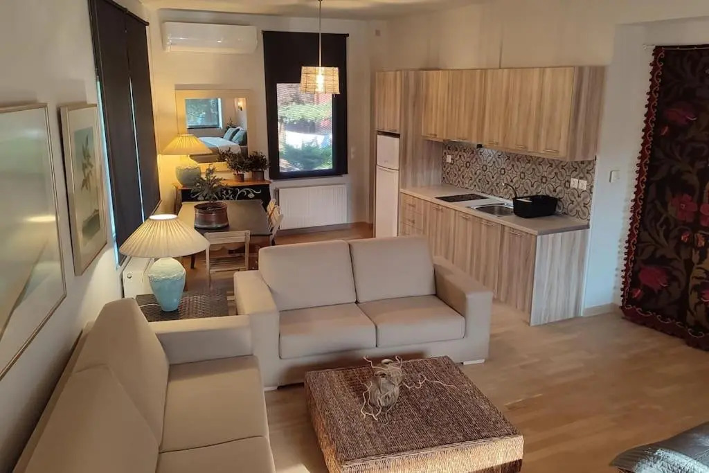 Lumen 1-bedroom apartment in the heart of Trikala