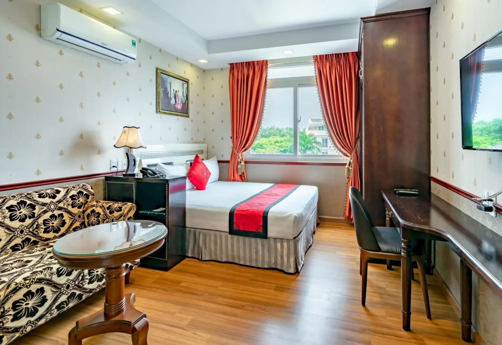 Collection O Emerald Luxury Apartment - Near SECC