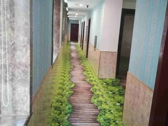 Donghuang Hotel