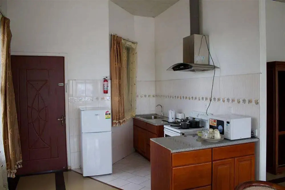 Amau Apartments