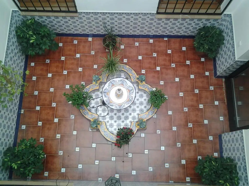 Hotel Ruiz