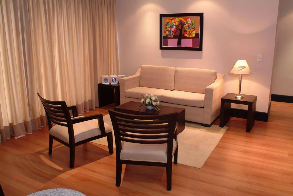 Lugano Suites Hotel
