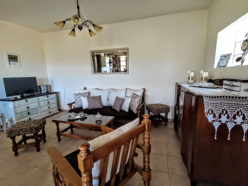 Thymes traditional house