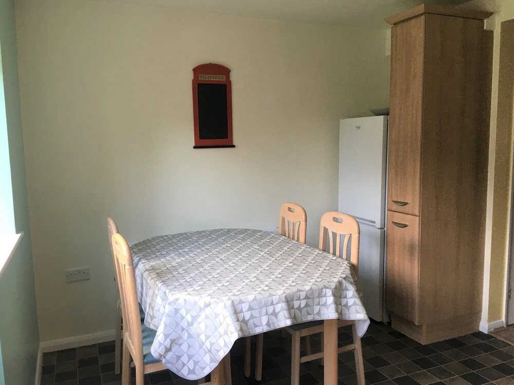 Impeccable Modern Two Bed House in Colwyn Bay