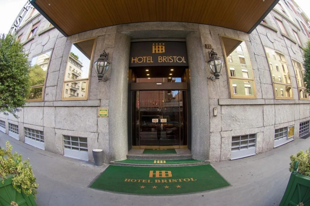Hotel Bristol