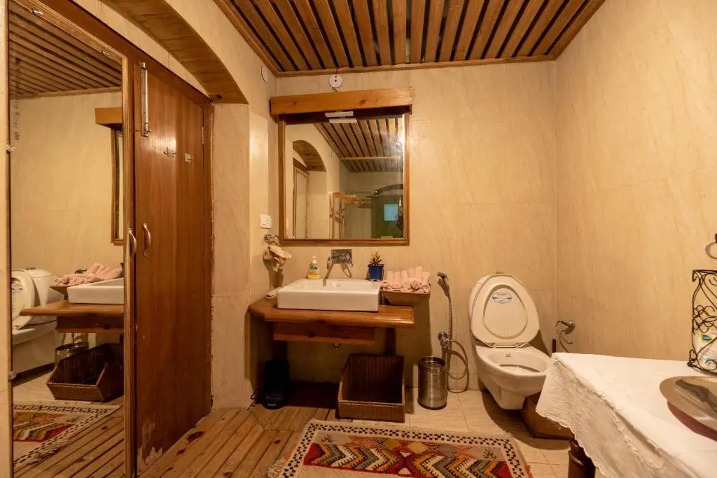 Hydrangea - 1br in Mussoorie by Roamhome
