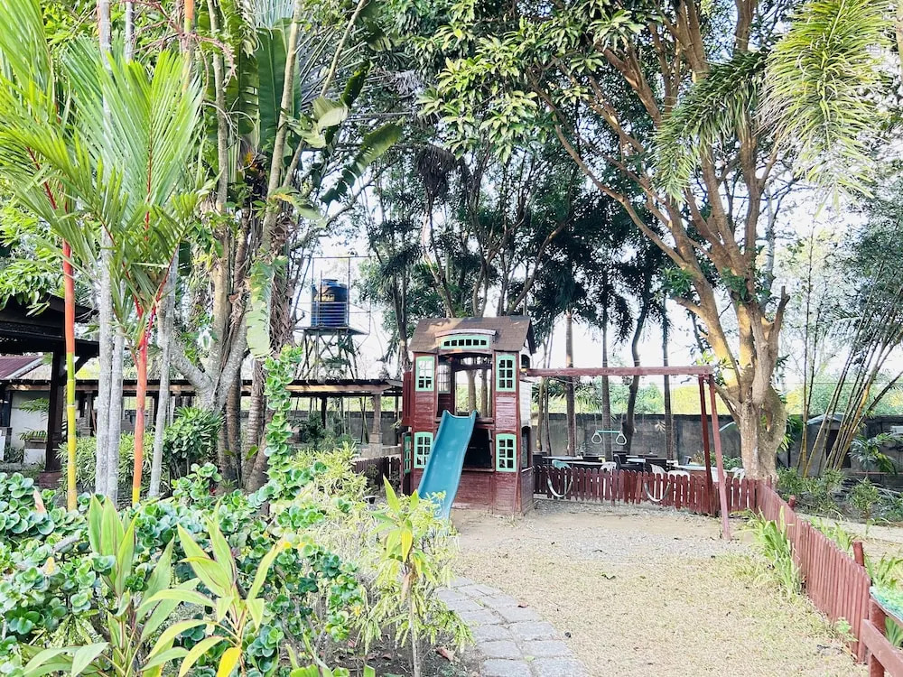 Sheridan Boutique Resort Iloilo