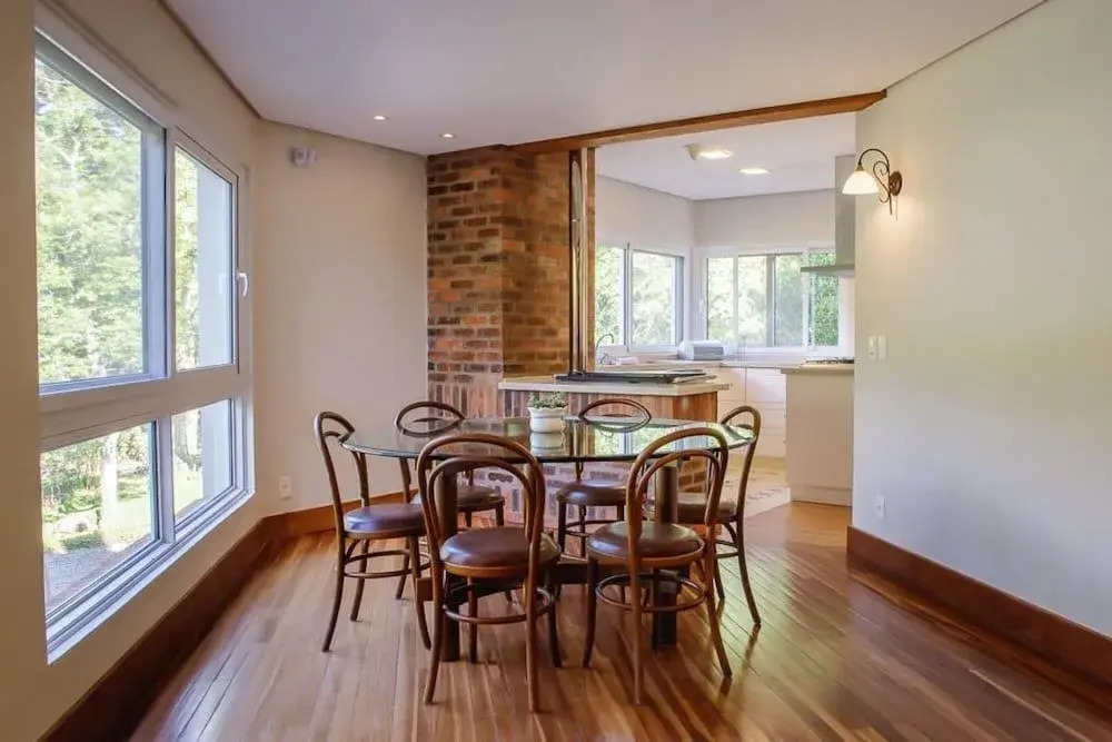 Linda Casa De 3 Quartos Em Condominio Exclusivo De Gramado