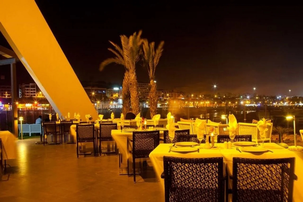 Atlas Marina Beach Suites & Spa