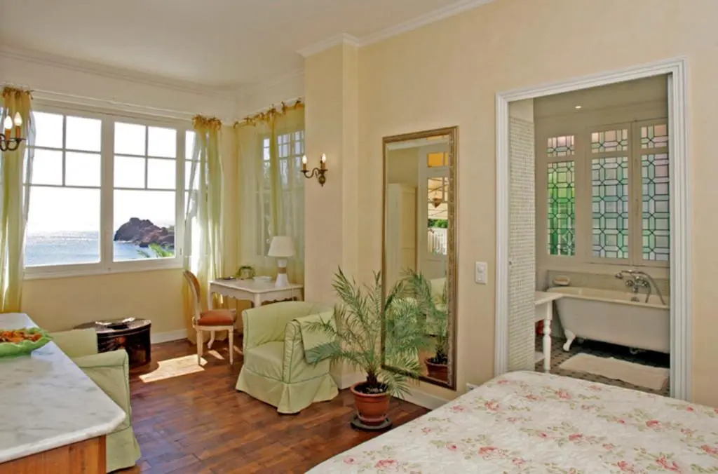 Villa Lou Cade, vue imprenable et plage privée, Théoule-sur-mer