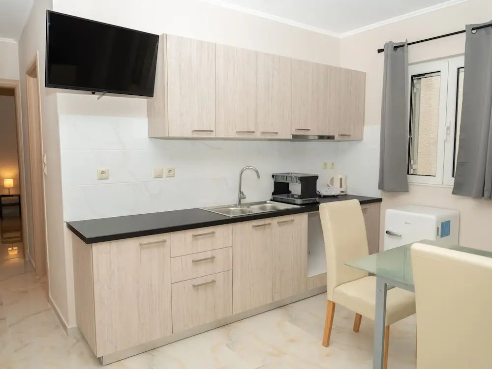 ALLAGIANNIS GROUP APARTMENTS