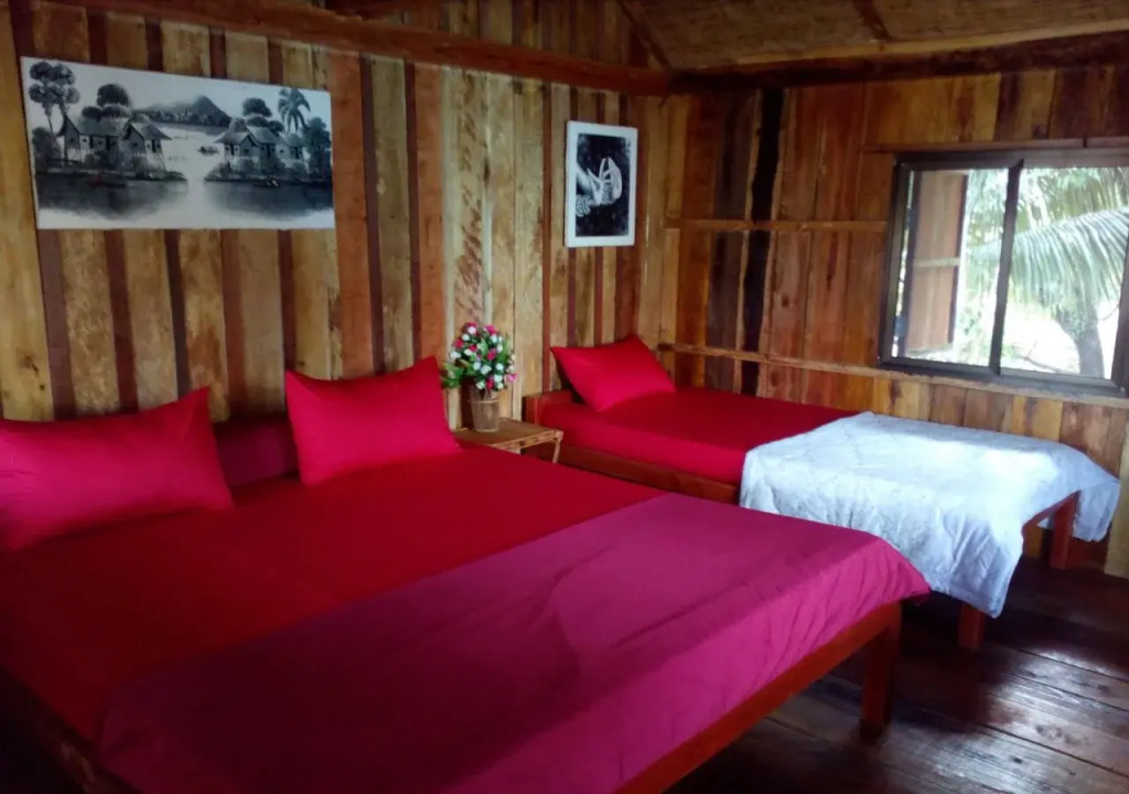 Jompou Villa