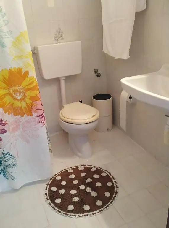 Nancy's Rooms 2