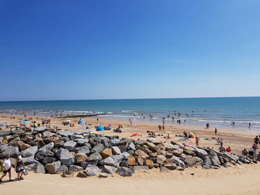 A Very Functional Apartment Only 200 Metres From The Beach!