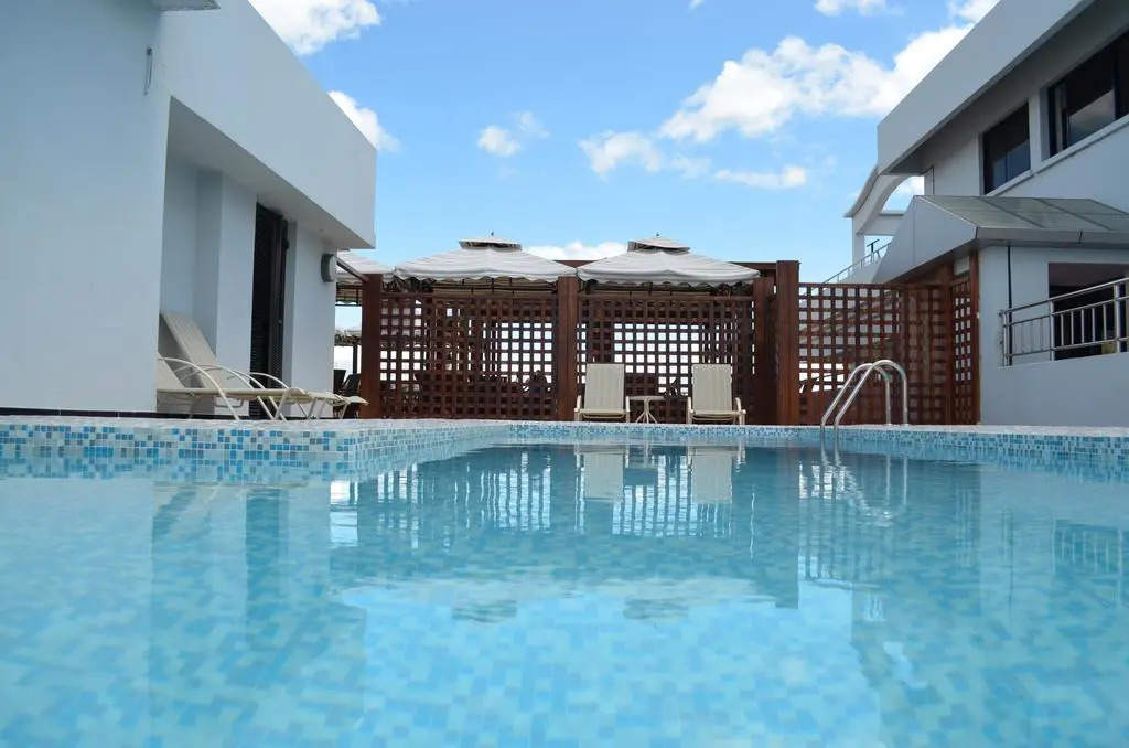 Gold Crest Hotel