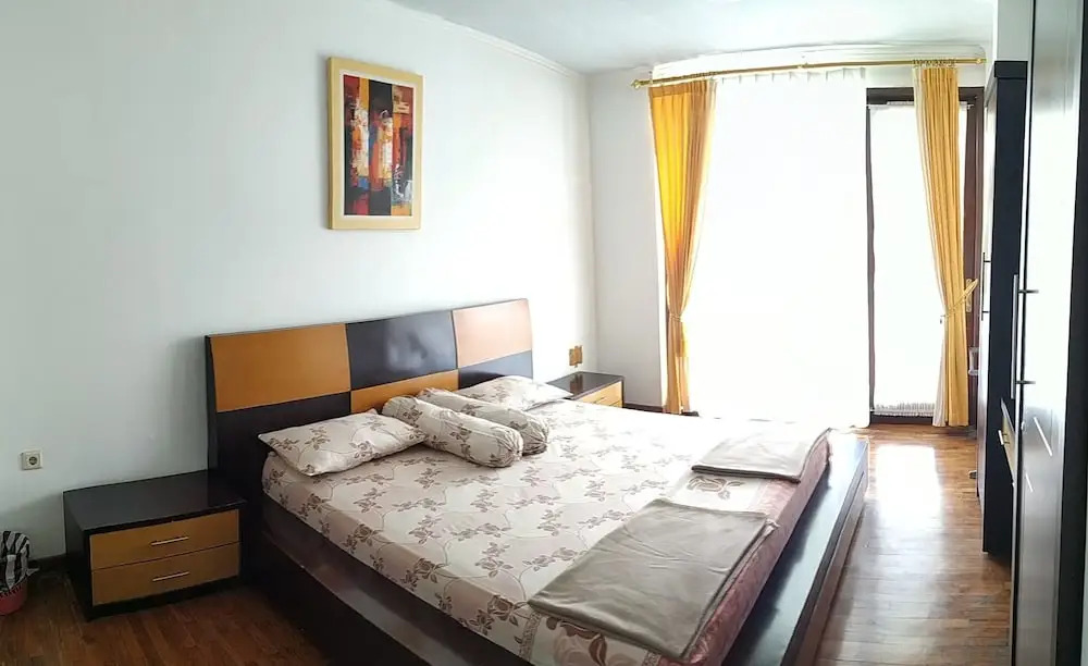 Villa Pinggir Danau Puncak for 30 pax