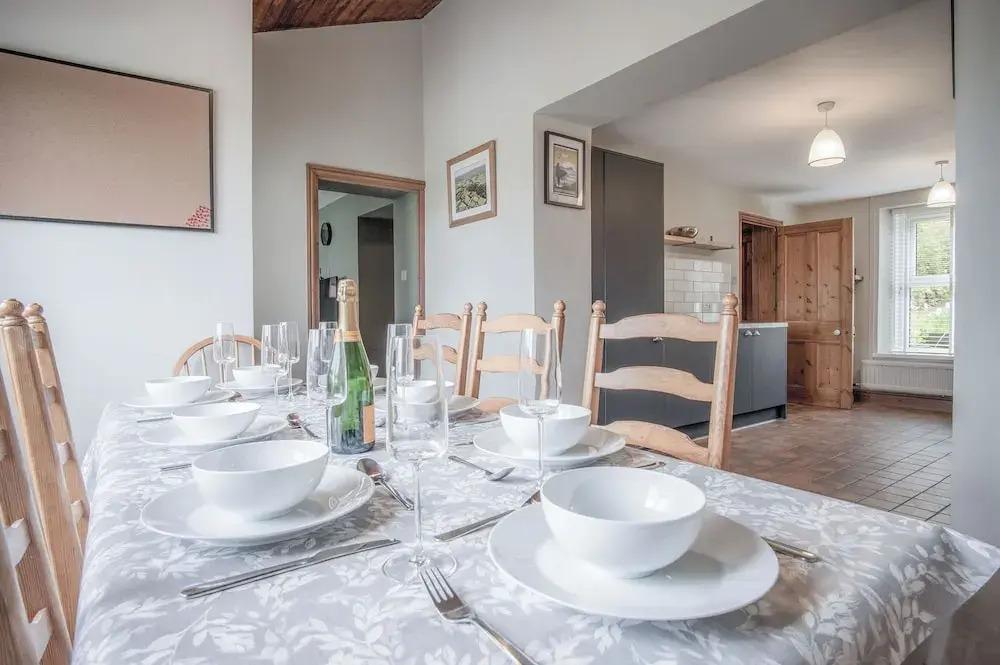 Hill House - 4 Bedroom - Llanrhidian