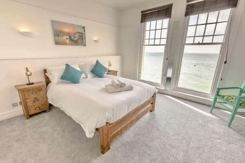 Pier View Apartment at Beach House