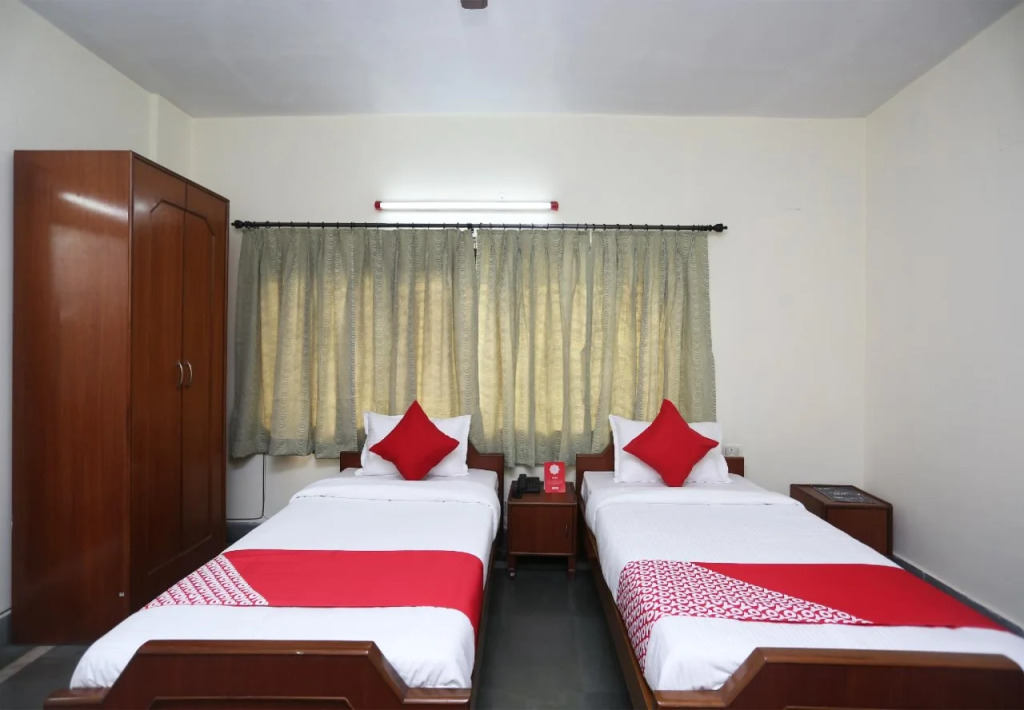 Iphmr By OYO Rooms