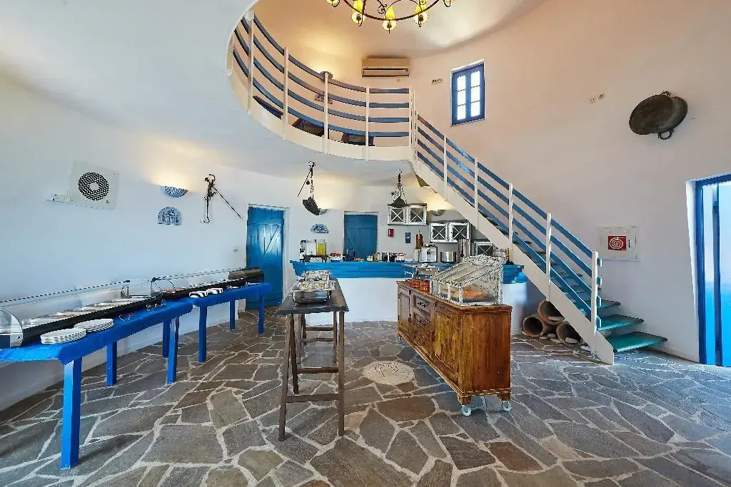 Kerame Studios & Apartments