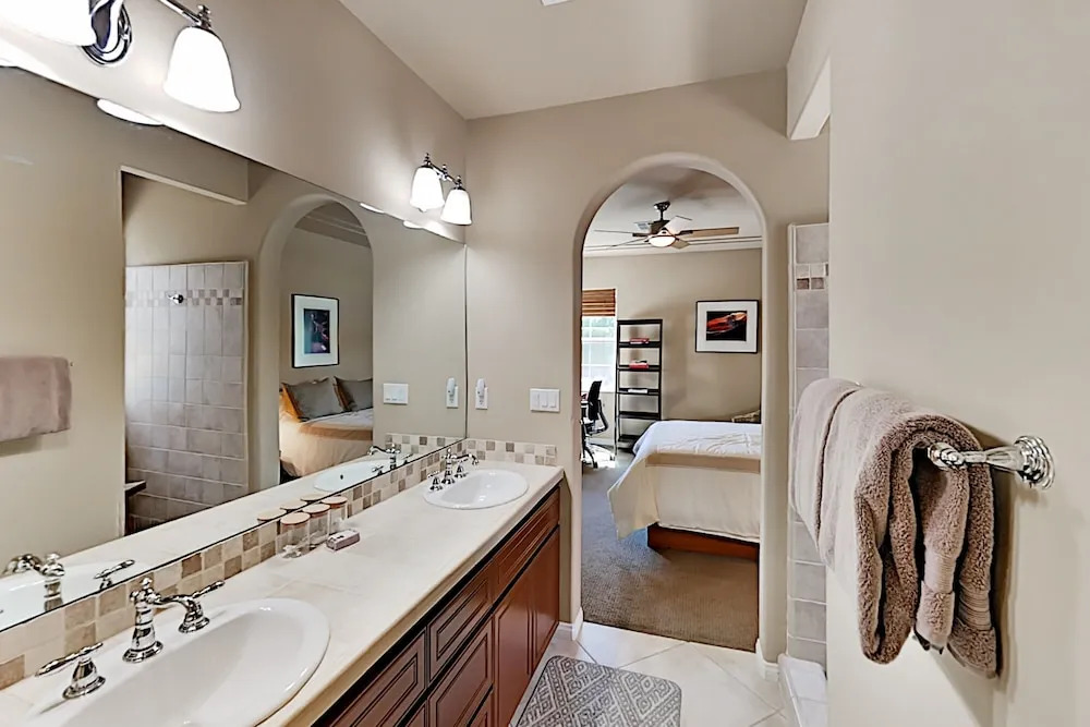 80771azl 2 Bedroom Home