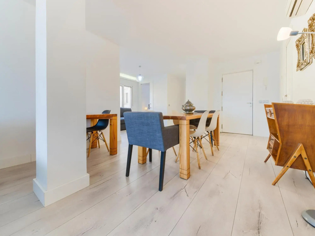 Reding 33 With Terrace