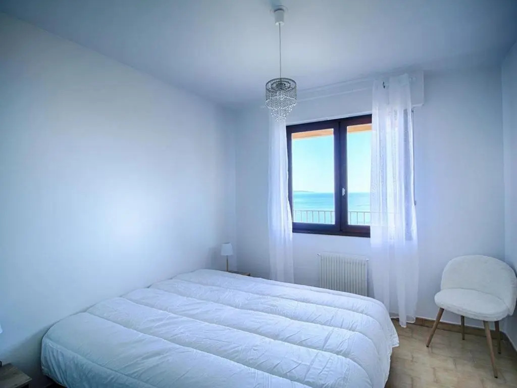 Appartement Ajaccio, 2 pièces, 4 personnes - FR-1-61-594