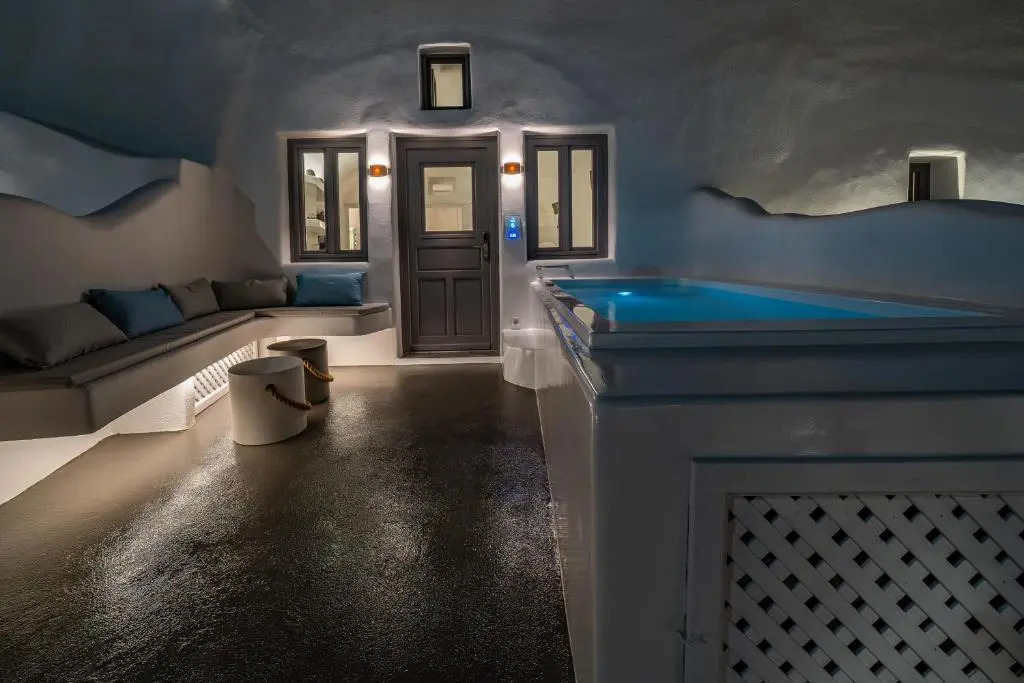 Eternity Suites Santorini
