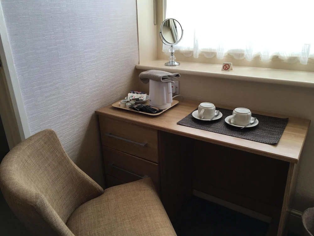 SmartsWay Hotel & Wellness