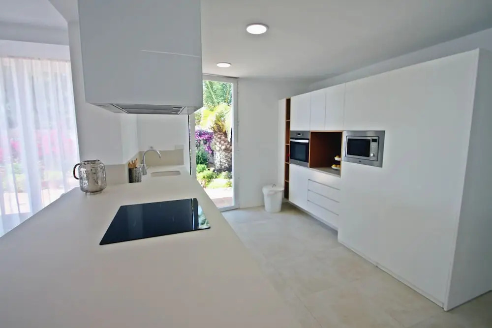 El Descanso - sea view villa with private pool in Benissa