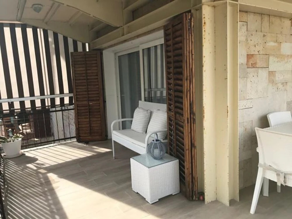 Apartamento Carle Magne E-2