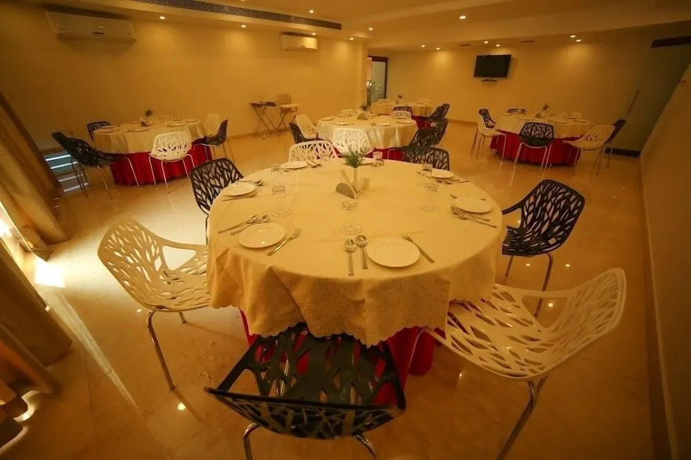 Lahari Resorts