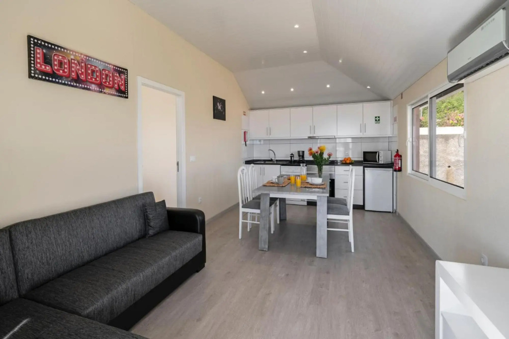 SeaView Apartment by OurMadeira