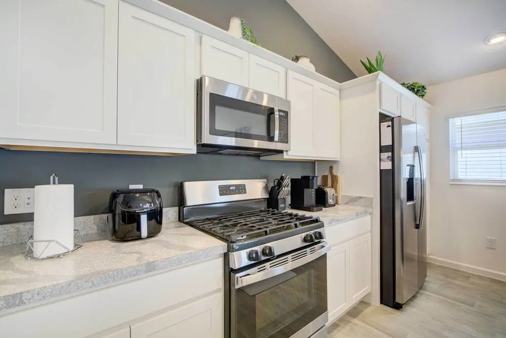 Near Golf and Shops The Villages Home with Lanai!