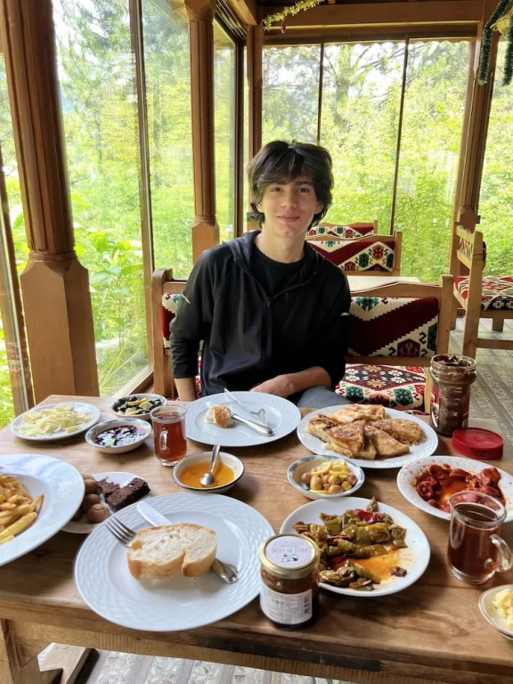 Nesilce Tatil Köyü