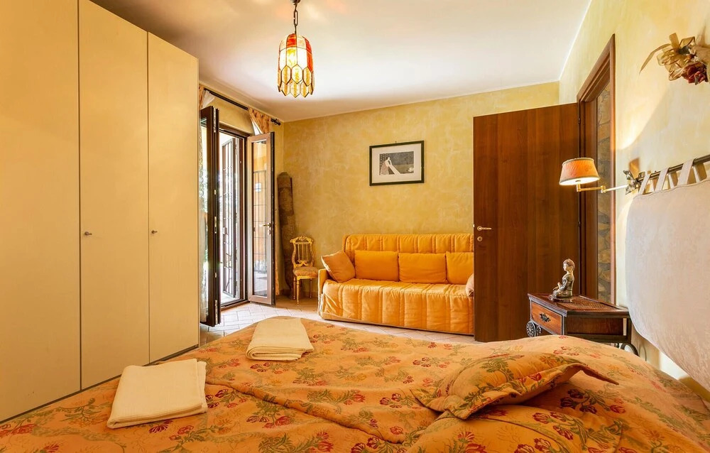 Nice Home in Bassano Romano With 4 Bedrooms, Outdoor Swimming Pool and Swimming Pool