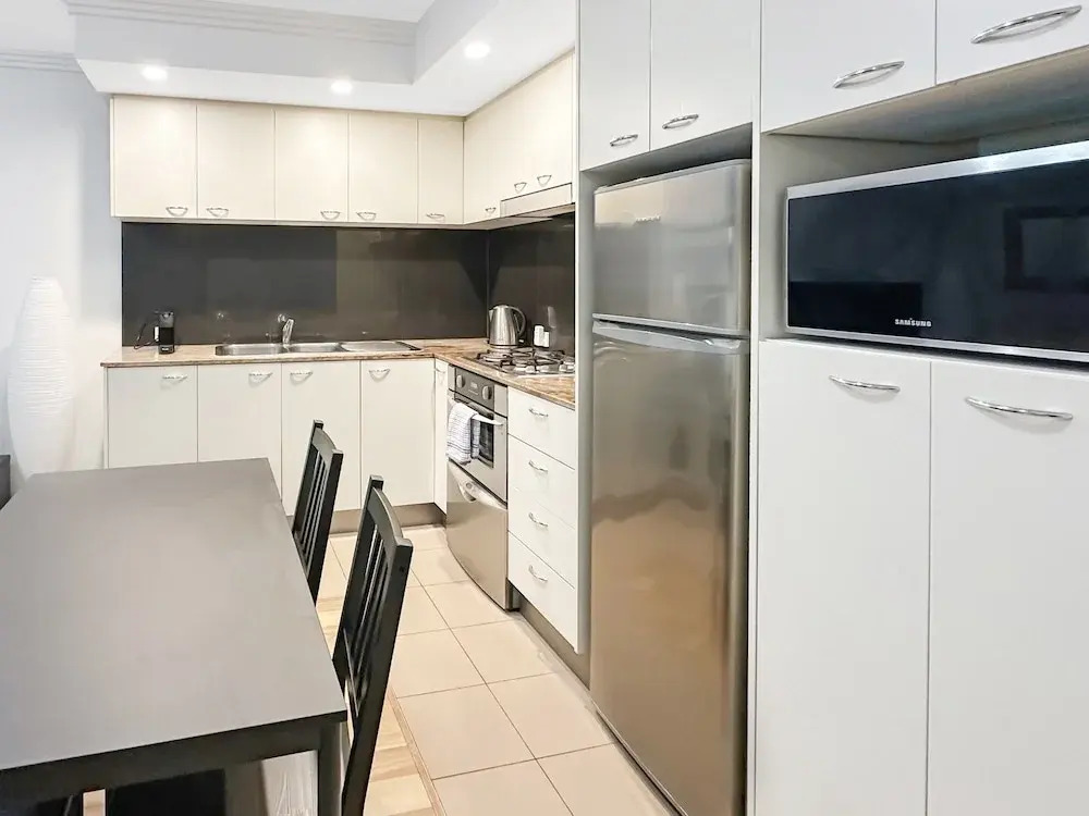 2-bed City Apartment With Gym