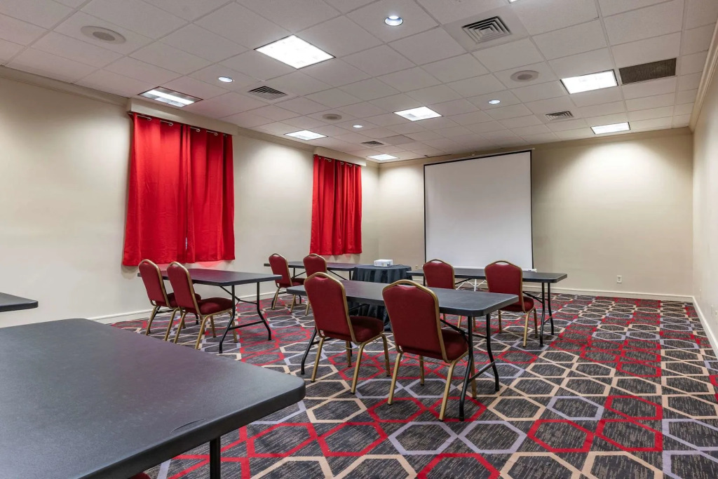 Mainstay Suites Lexington