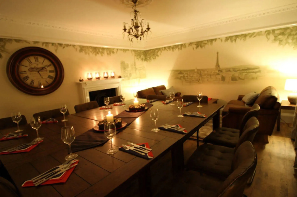 Pilgrims Hotel