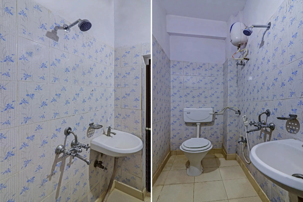 OYO HYD1589 Hotel Dhana Residency
