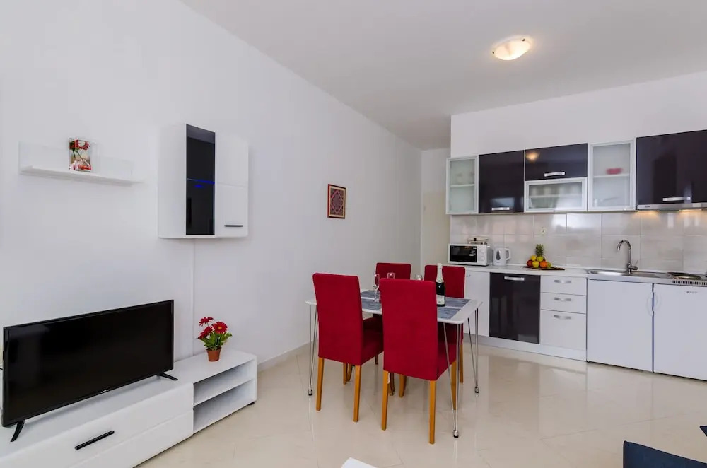 Apartments Maky