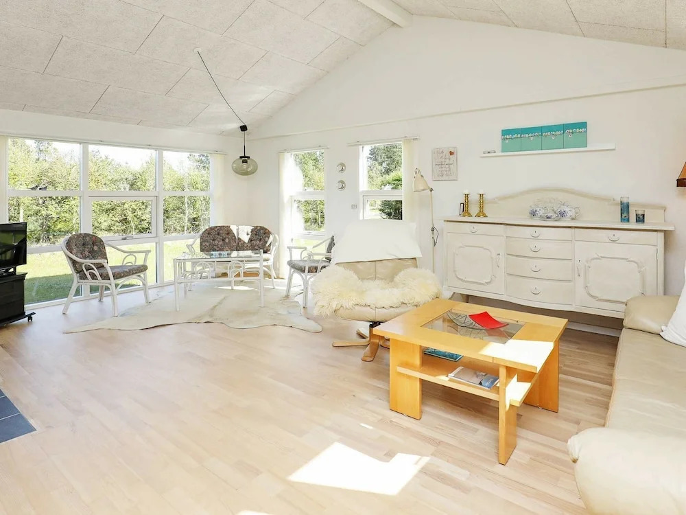 Enticing Holiday Home in Ålbæk near Beach