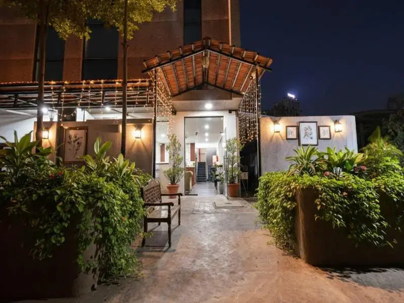 Fabhotel Unnam - Nr Amazon Hyderabad Campus, Financial District, Gachibowli