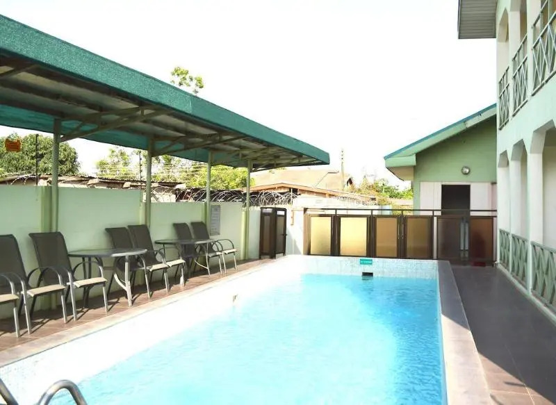 Monarch Hotel