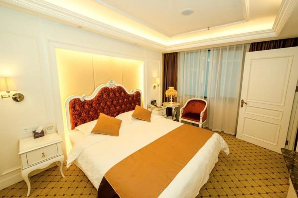 Beijing Huiqiao Hotel