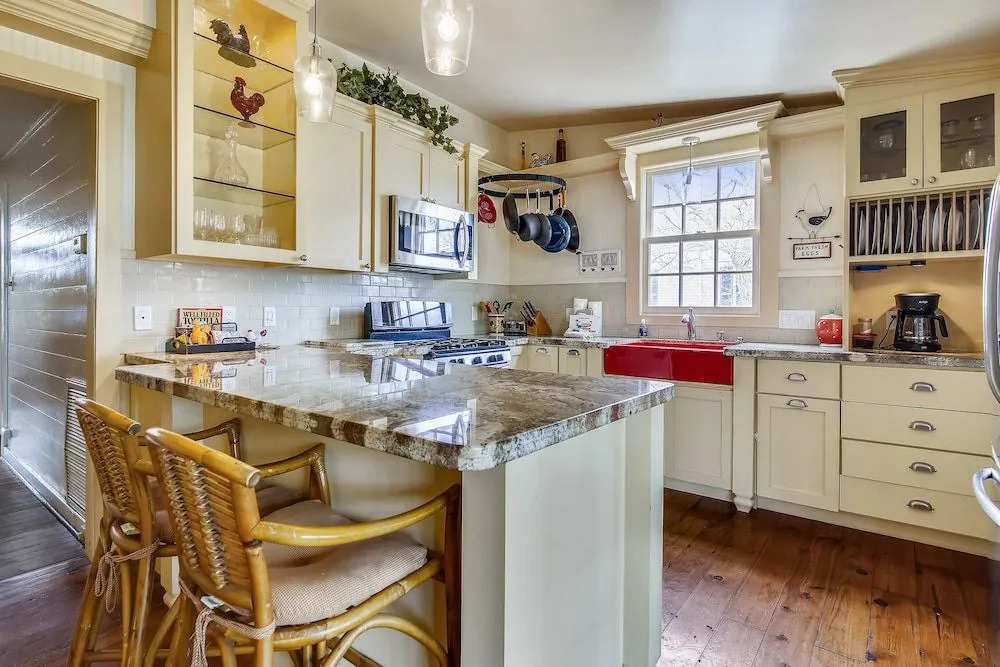 Calico Cottage
