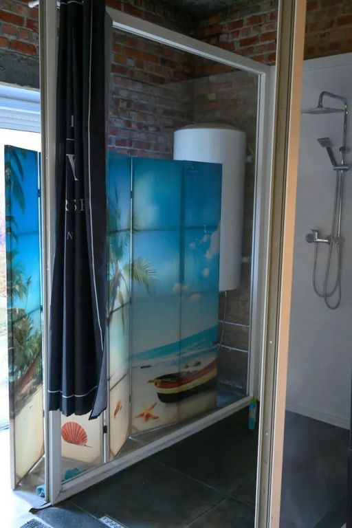 Studio in Jambes, Namur, With Pool Access, Enclosed Garden and Wifi