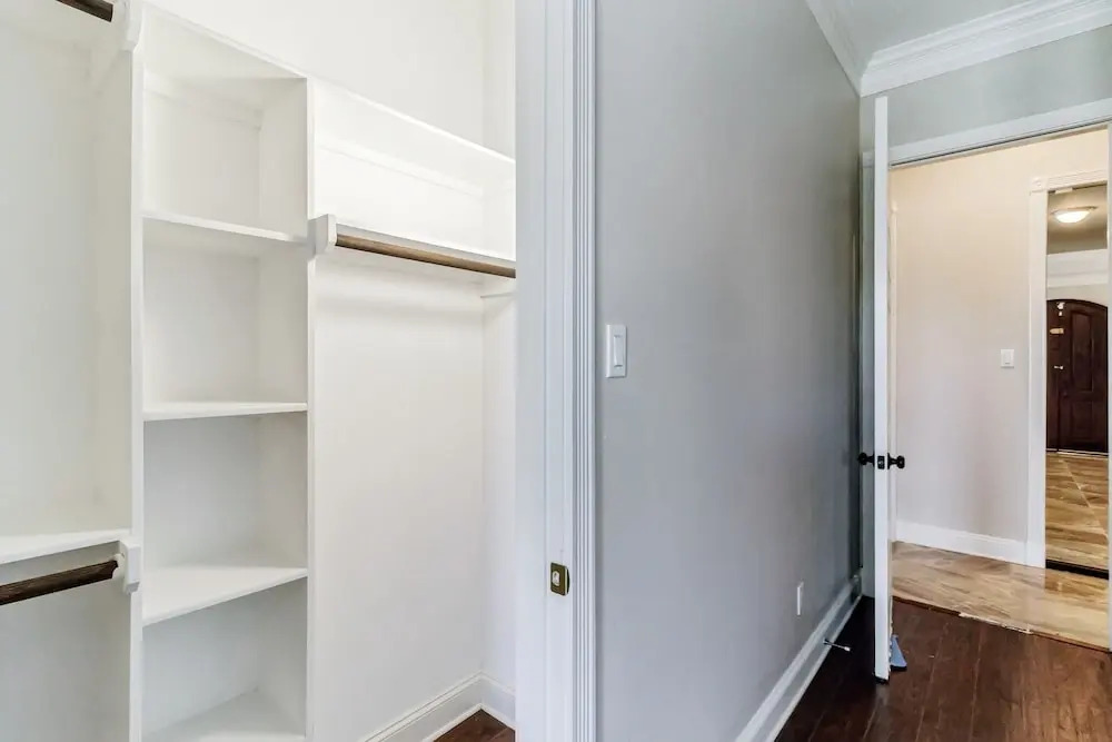 Charming 2 Story Retreat 2 Bedroom Home by RedAwning